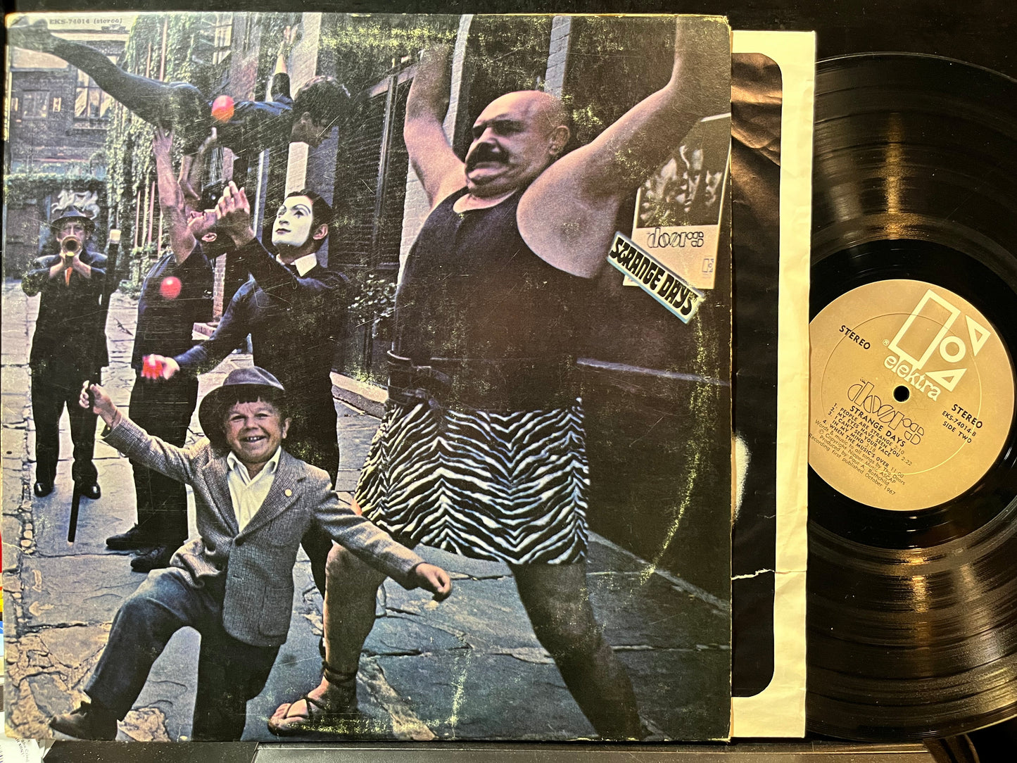 The Doors - Strange Days (VINYL) | Very Good Plus (VG+) Very Good Plus (VG+)