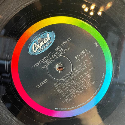 The Beatles - Yesterday And Today (VINYL) | Very Good Plus (VG+) Very Good Plus (VG+)