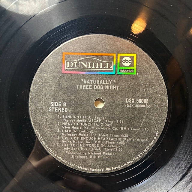 Three Dog Night - Naturally (VINYL) | Very Good (VG) Very Good Plus (VG+)