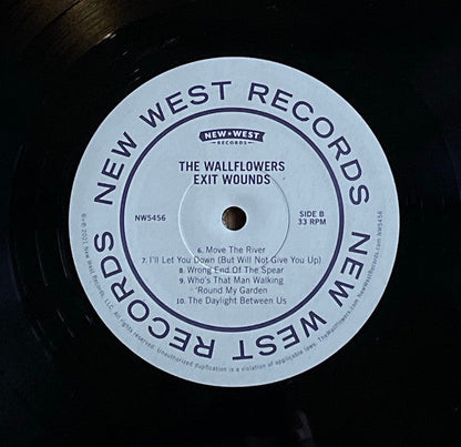 Exit Wounds | Mint (M) Mint (M)