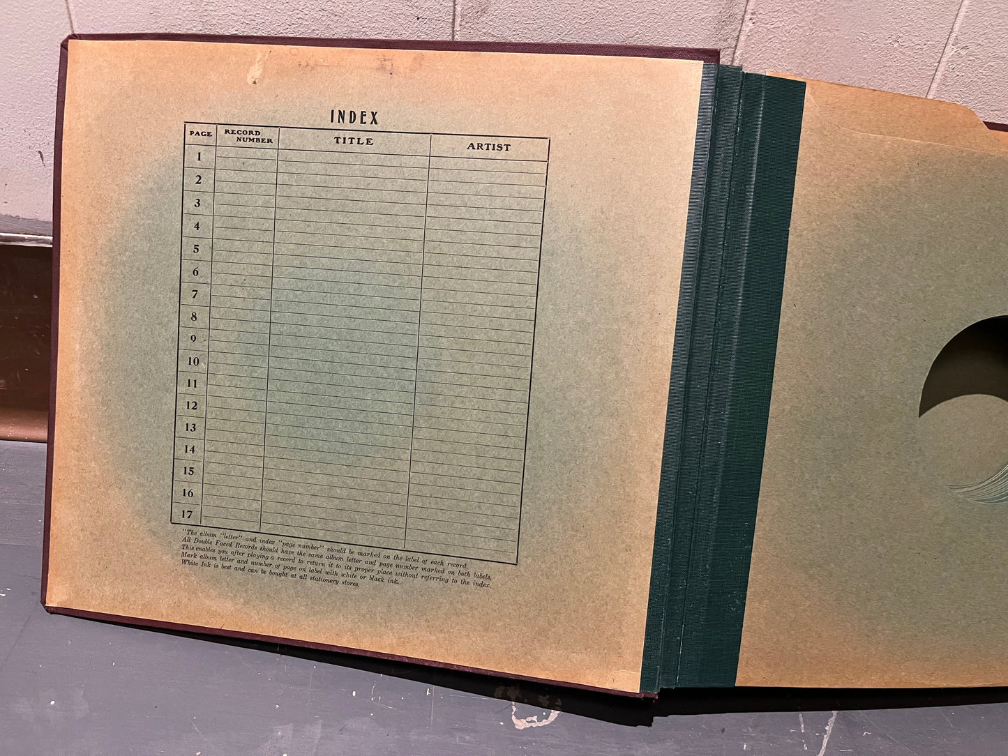 RCA / MASTERS VOICE - 17 PAGE 78RPM 12" RECORD BOOK | Very Good Plus (VG+)
