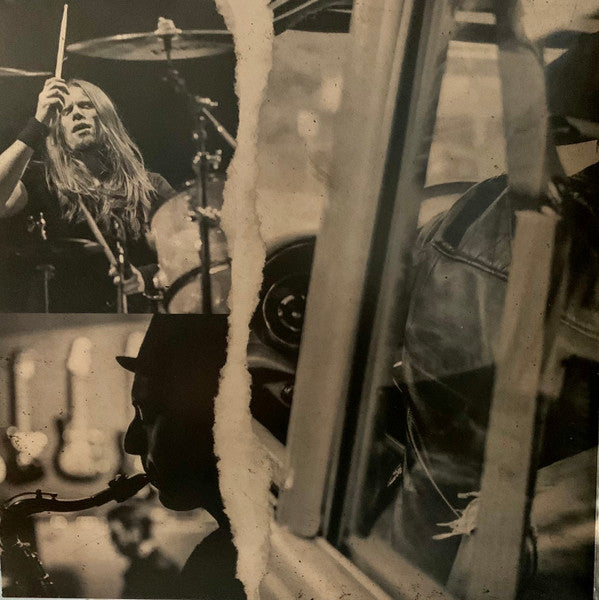 The Light Below | Mint (M) Mint (M)