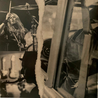 The Light Below | Mint (M) Mint (M)